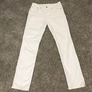 White Levi skinny jeans